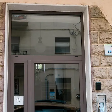 ゲストハウス Matlis アルゲーロ